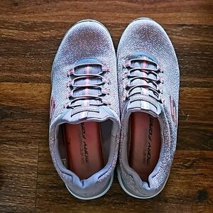 Skechers memory form ladies shows